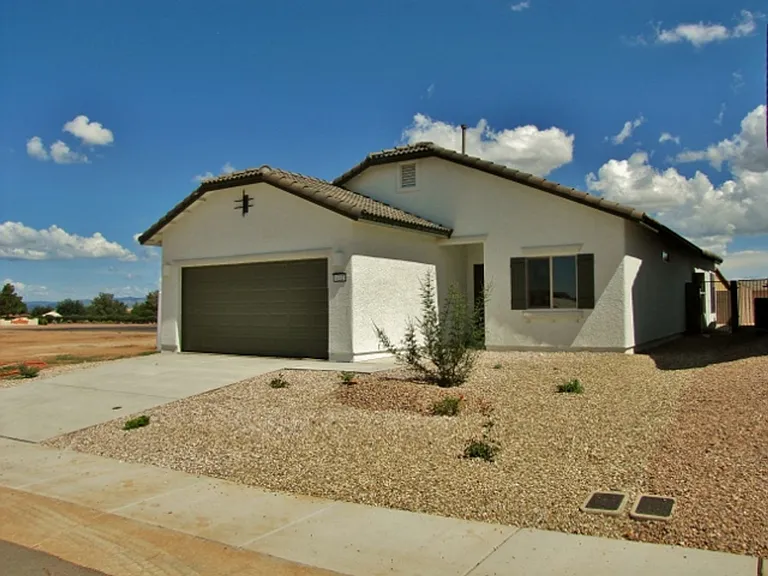 4312 Deanna Dr — Photo 3