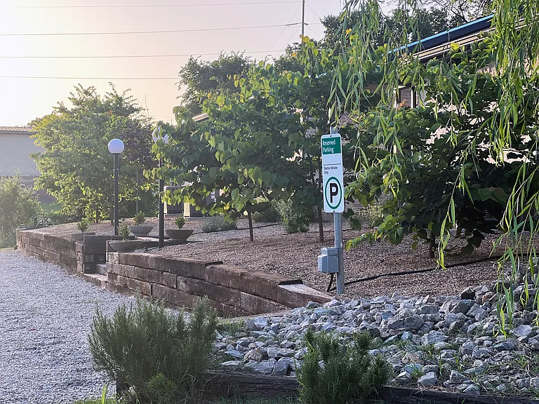 300 W Neil Armstrong Pl — Photo 6