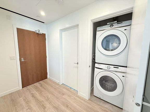 2nd image of 660 Quayside Dr #2103