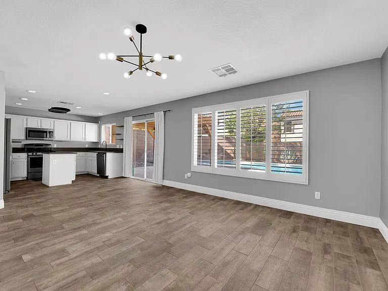 1913 Empoli Ct — Photo 9