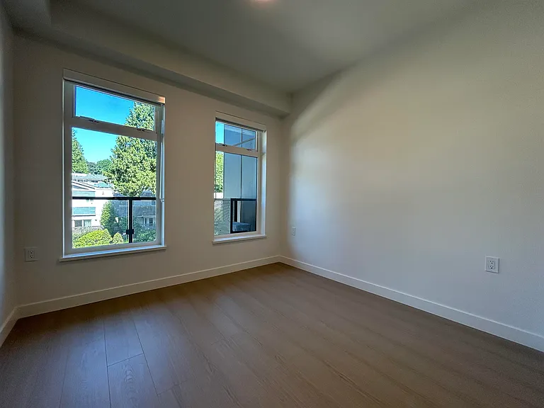 82 1st St #311 — Photo 7