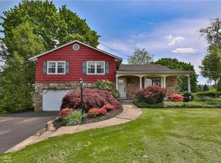 5048 Old Carriage Rd, Northampton, PA 18067