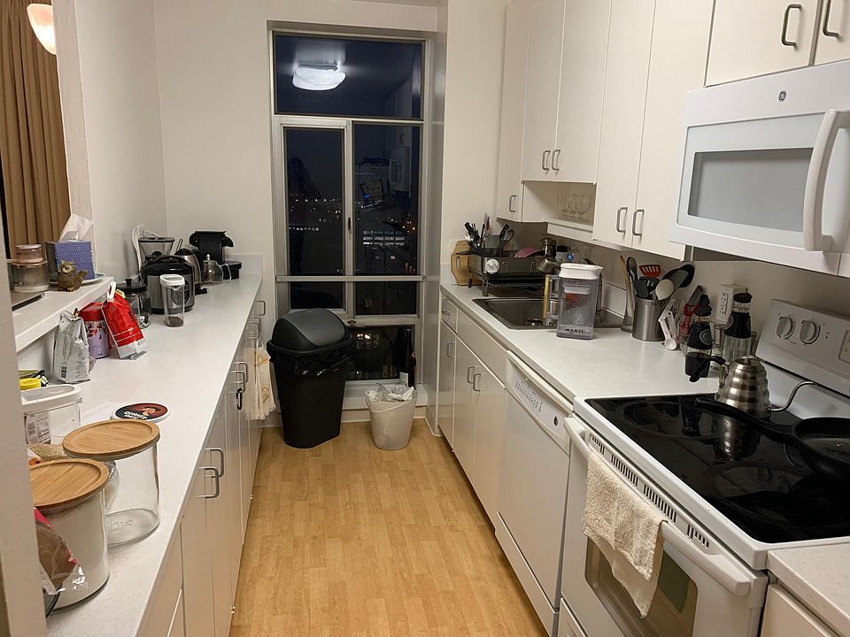 1st image of 550 Battery St APT 1802