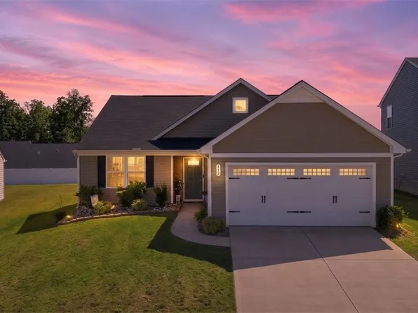117 Alice Ct, Easley, SC 29642