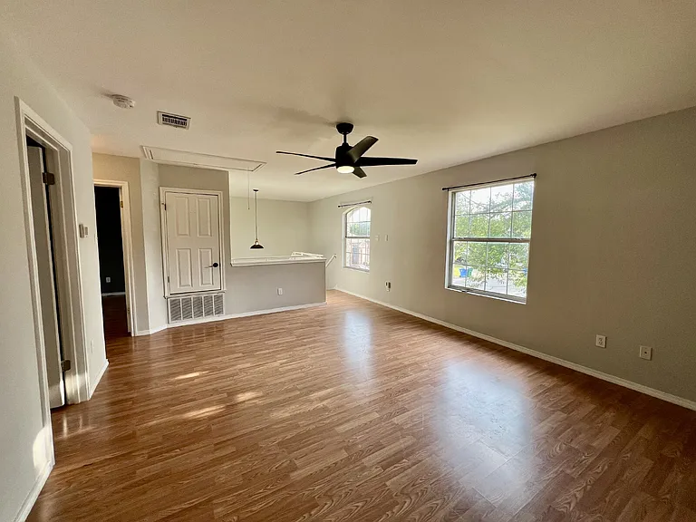 20805 Jumpers Delight Ln — Photo 20