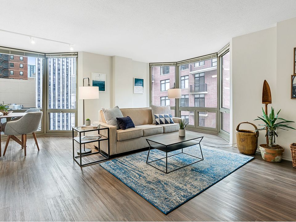 1st image of 1132 N Dearborn St #311