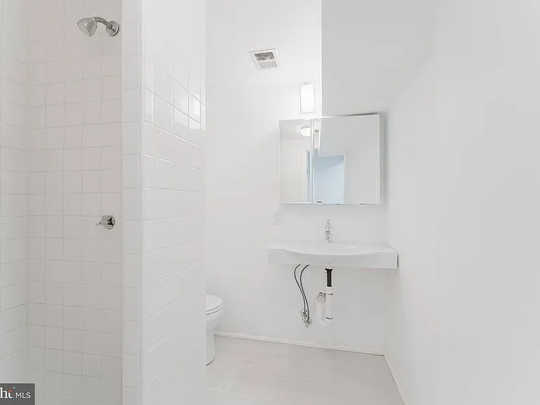 10914 Woodhaven Dr — Photo 21