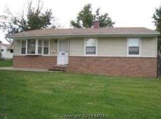 1900 Pagham Rd, Glen Burnie, MD 21061