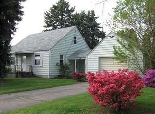 1061 Charles St, Sharon, PA 16146