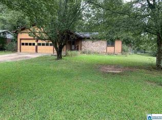 1044 Delmont Dr, Gadsden, AL 35904