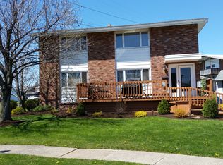 35 Doyle Ct, Cheektowaga, NY 14225