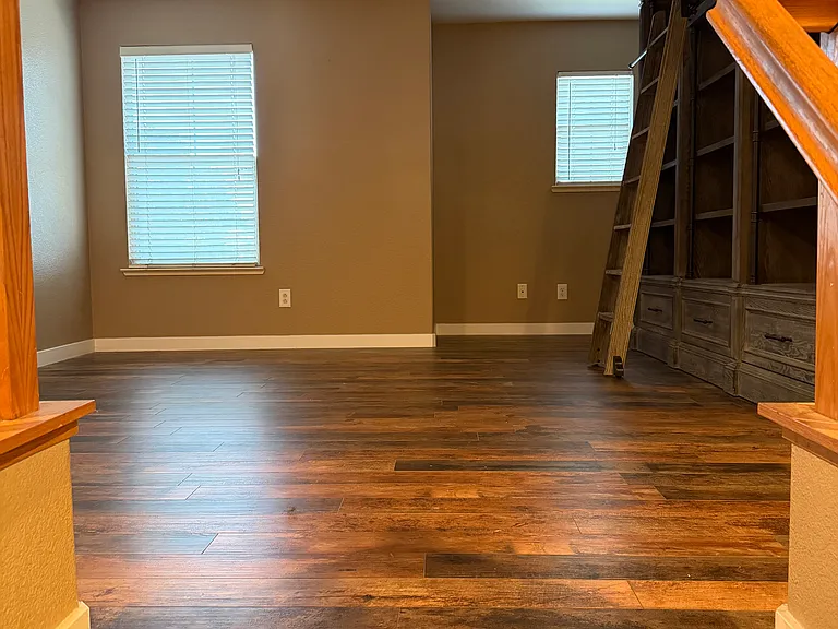 2127 Arnold Dr — Photo 29
