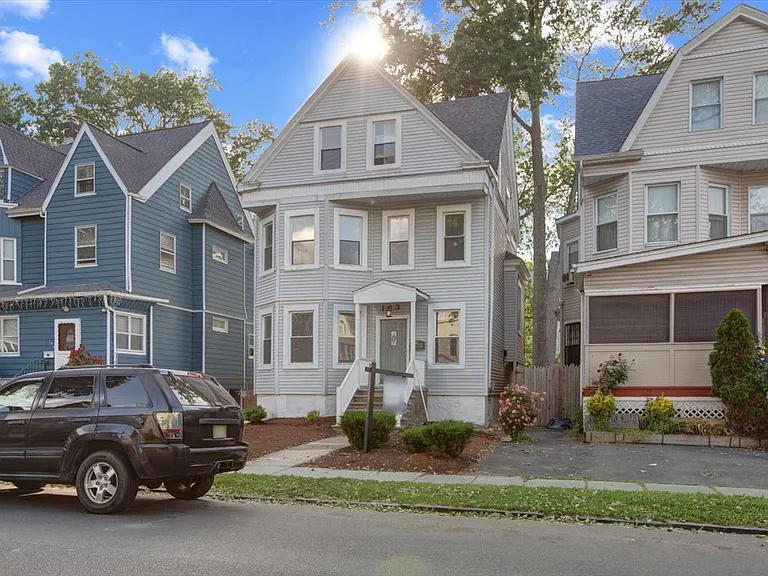 163 Greenwood Ave — Photo 3
