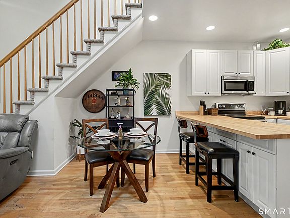 4th image of 2435 Bedford Street #21S