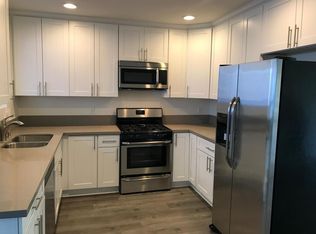 Moorpark, Sherman Oaks, CA 91423