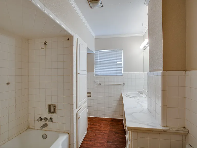 3604 24th St — Photo 12
