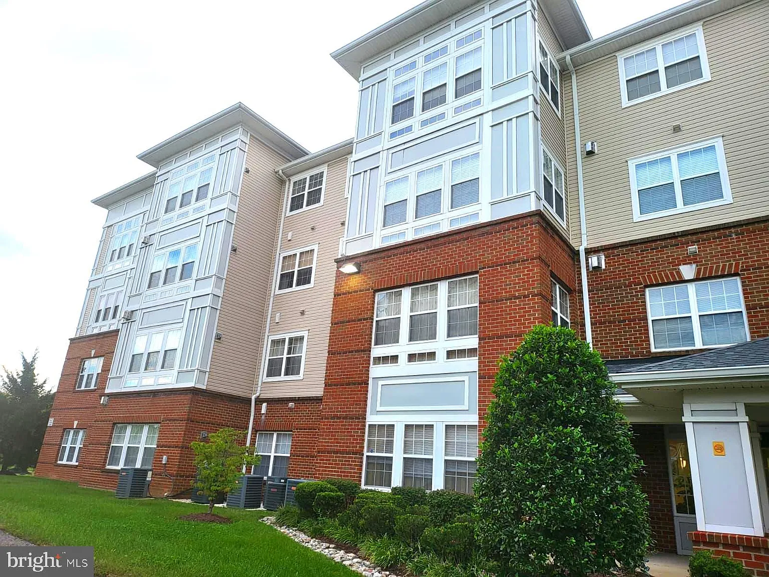 13216 Fox Bow Dr APT 403 photo 1