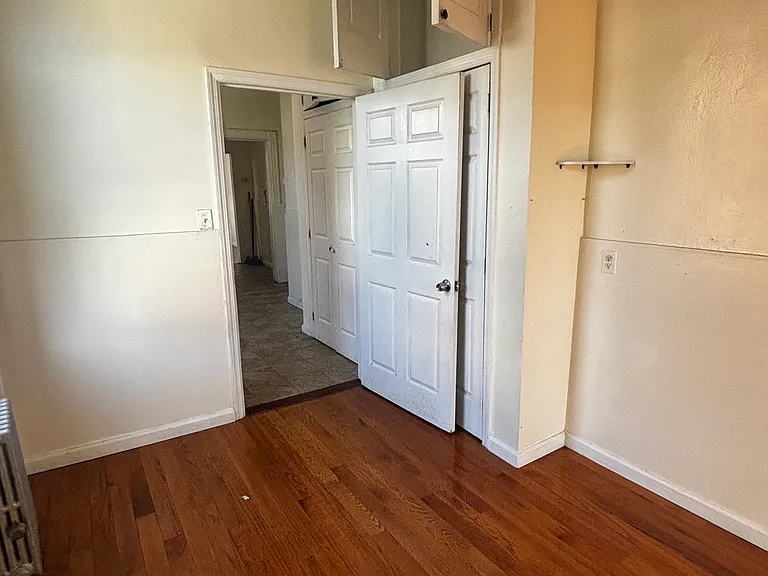 2606 Central Ave #3 — Photo 3