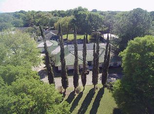 8807 Bonhomme Rd, Houston, TX 77074