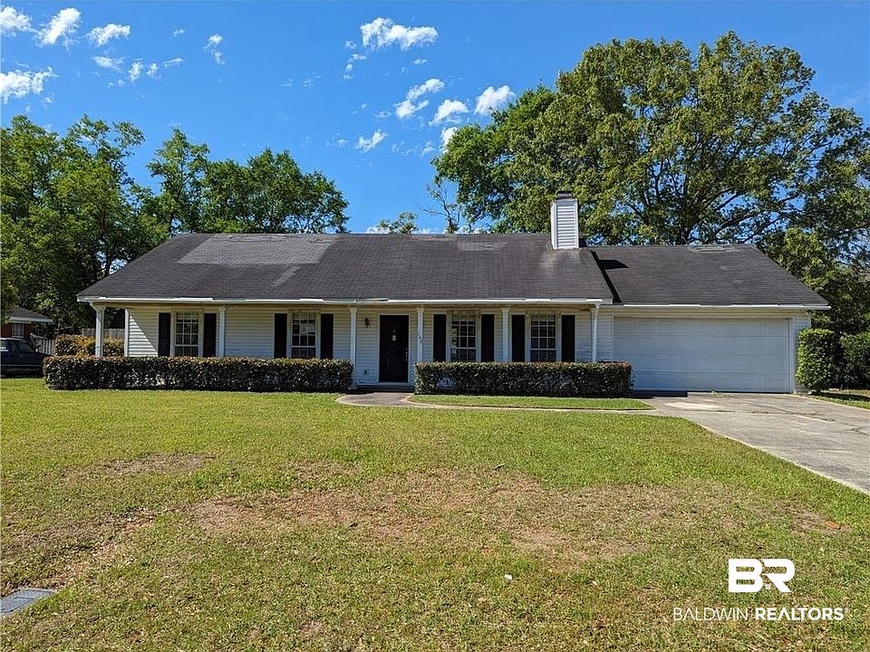 1st image of 102 Robbins Blvd