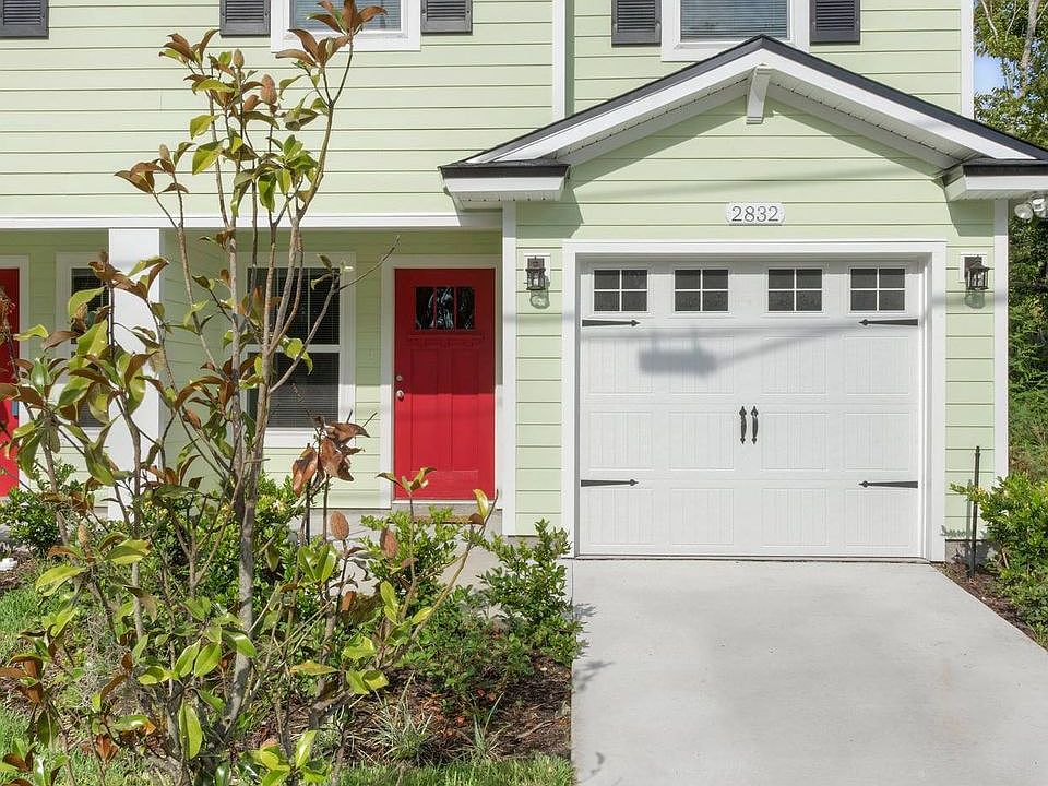 1st image of 2832 Shangri La Dr
