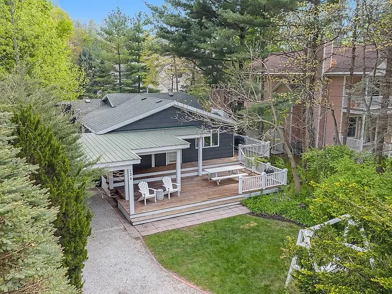 134 Webster Ave — Photo 1