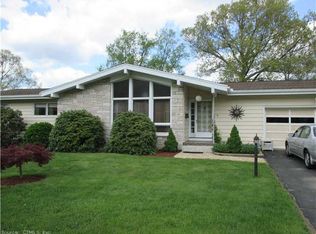 105 Blueberry Hill Rd, Waterbury, CT 06704