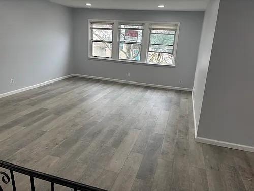 24 Briarwood Rd #2 Photo 1