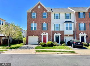 22947 Chestnut Oak Ter, Sterling, VA 20166