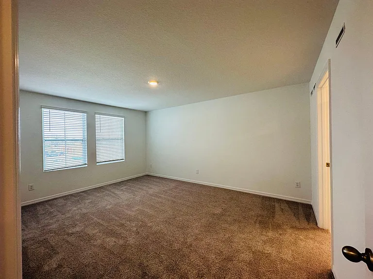 799 Longboat Dr — Photo 13