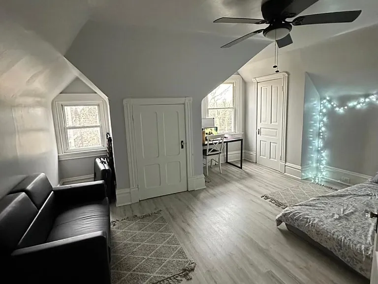 503 Franklin Ave #3 — Photo 2