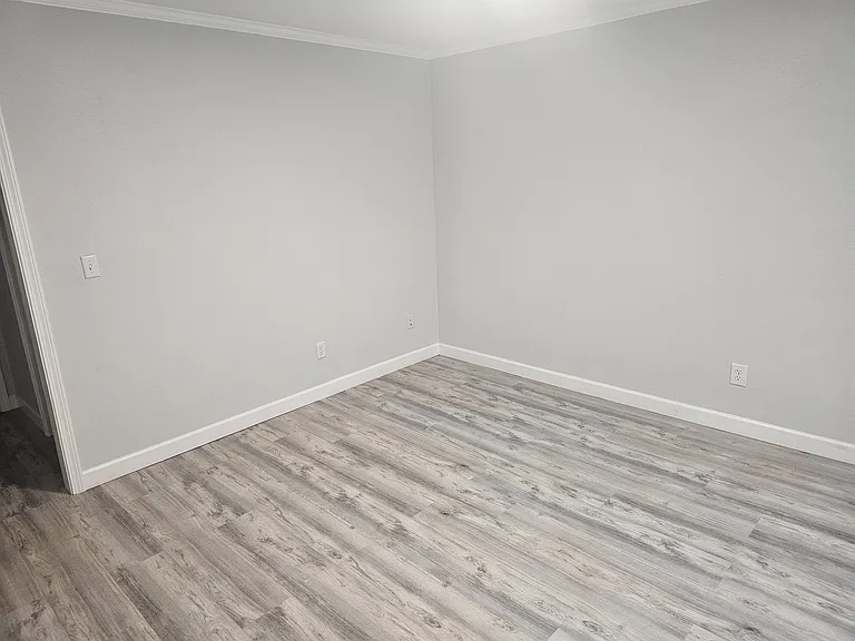 111 Pine Ridge Dr #111 — Photo 4