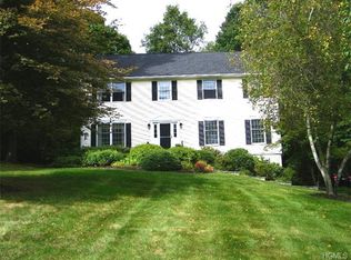 760 Wildwood Ct, Yorktown Heights, NY 10598