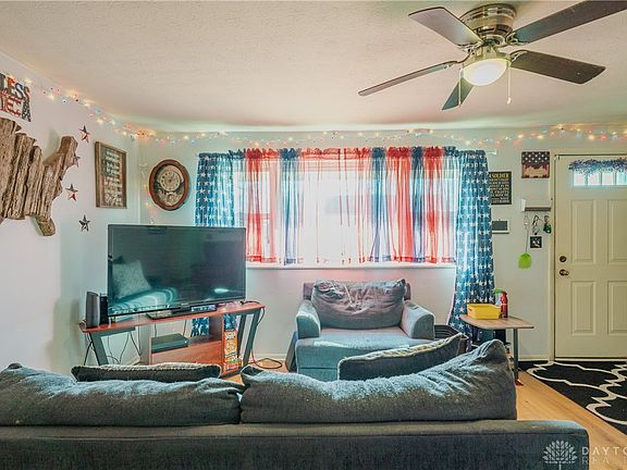4th image of 5031 Renard Dr