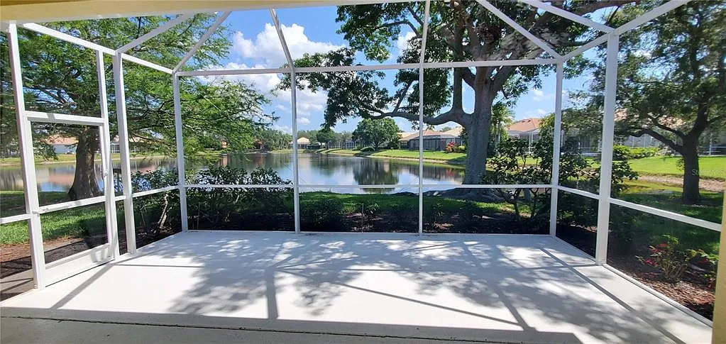 2 bed, 2.0 bath, 1744 sqft, $3,000 — Photo 2