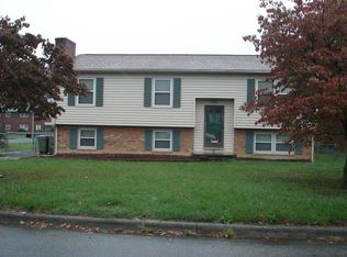 1504 Azalea St, Salem, VA 24153