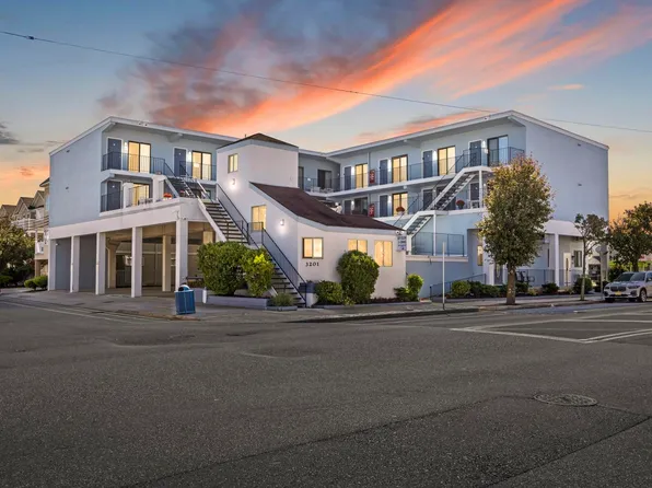3201 Atlantic Ave #203, Wildwood, NJ 08260