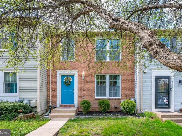 8236 Shady Nook Ct, Pasadena, MD 21122