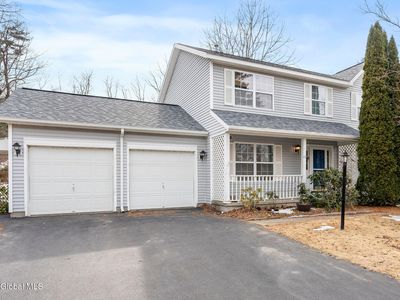 49 New Netherland Way, Halfmoon, NY, 12065