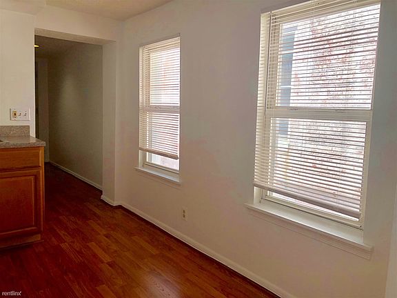 E596877B-B028-4CA6-8236-8D3FD052EE41