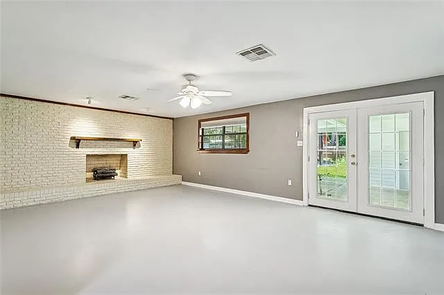 34081 Stanley St — Photo 8