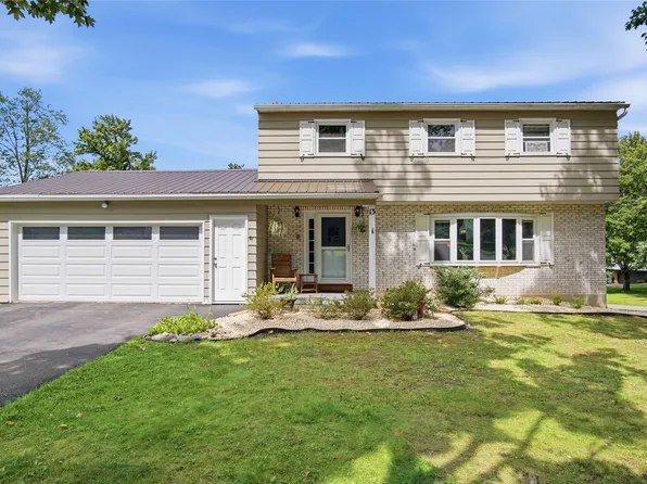 13 Perry Dr, Apalachin, NY 13732