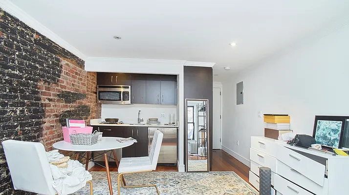 Rented by Living New York | media 4