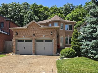86 Larratt Ln, Richmond Hill, ON L4C0E2