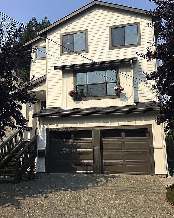 2nd image of 3213 42nd Ave SW