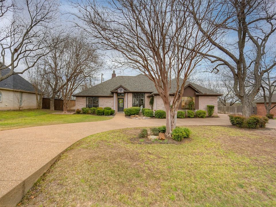 1st image of 9615 Monticello Dr