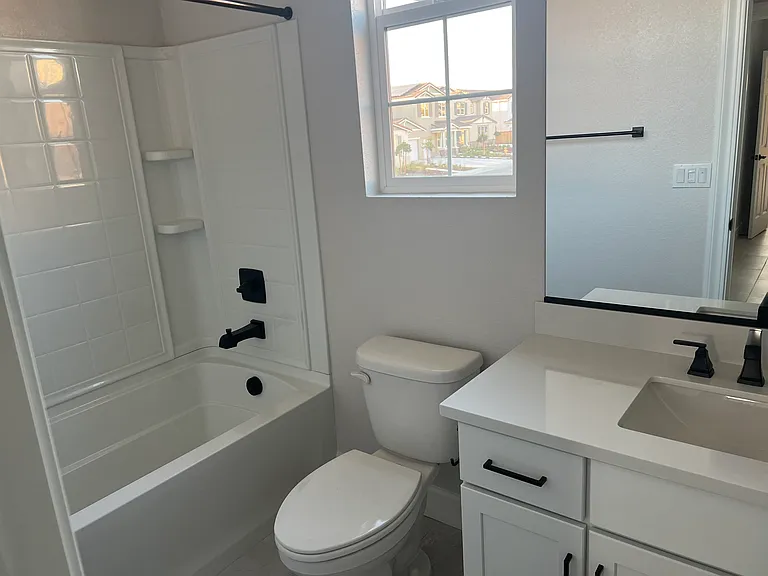 4823 Black Walnut Dr — Photo 2