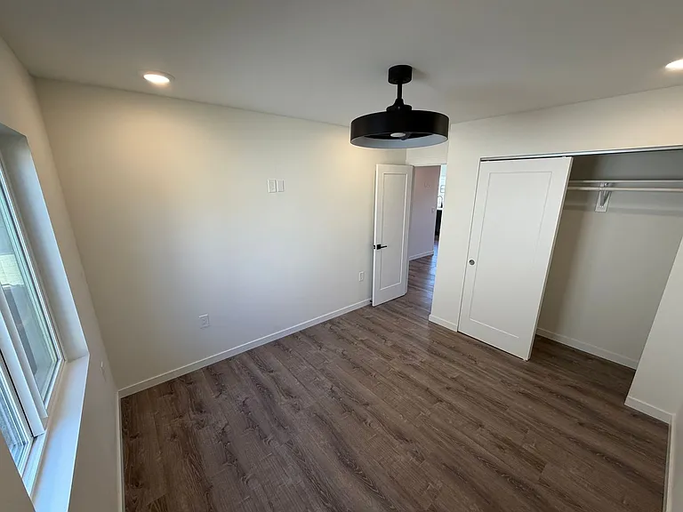 4640 Tilbury Ct — Photo 8
