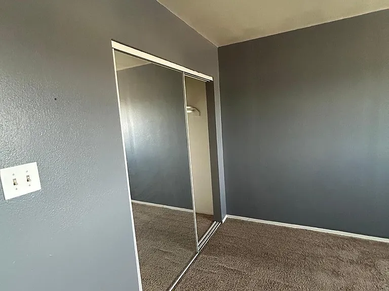 6916 W Georgia Ave — Photo 33