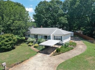 22 Templewood Dr, Greenville, SC 29611